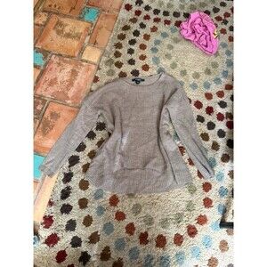 Cozy y2k style sweater 89th and Madison